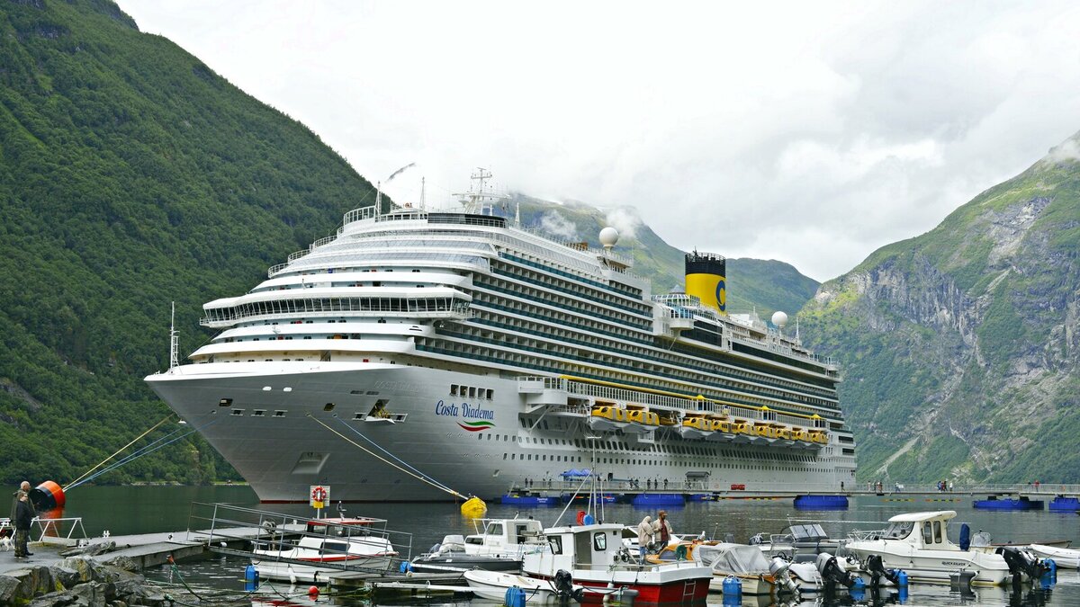 Costa Diadema